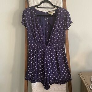 NWOT Cleobella navy blue & white floral ruffle trim plunge neck romper